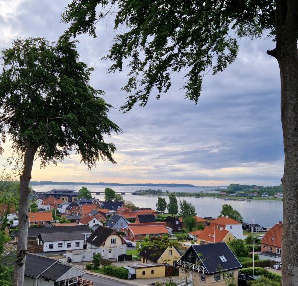 Hadsund - udsigt til fjorden